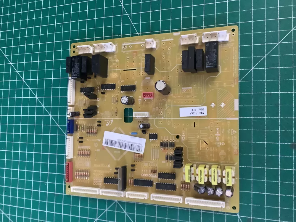 Samsung DA92-00364A DA94-02680A Refrigerator Control Board AZ185481 | NR1831