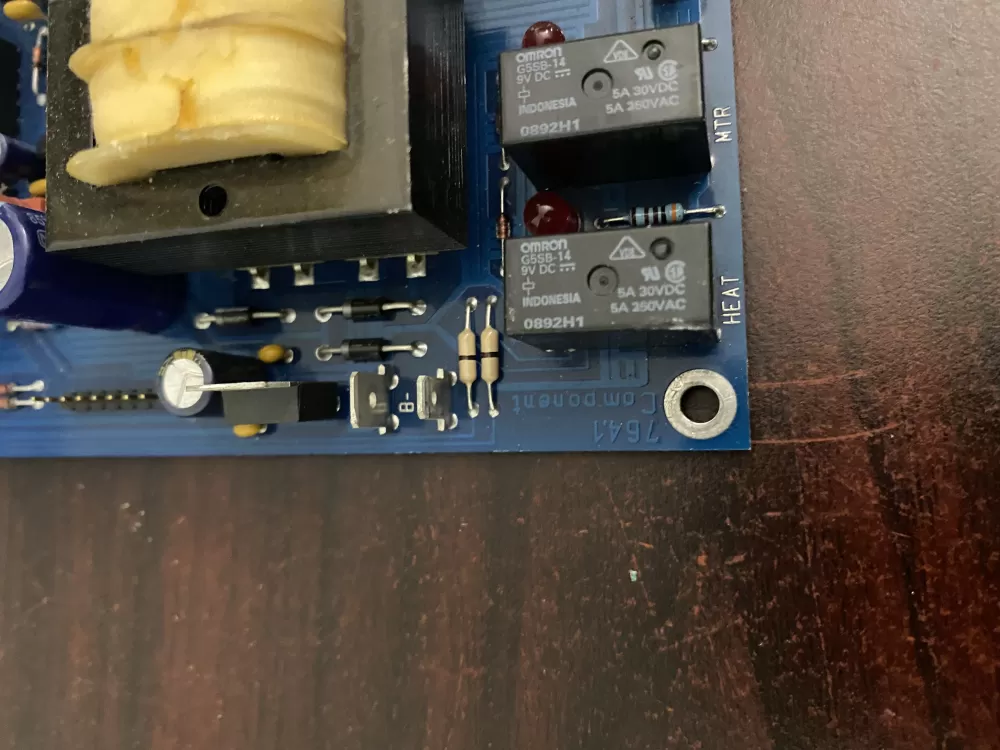 ADC & CROSSOVER Dryer Control Board 137213 Phase 5 Single AZ36304 | BK453