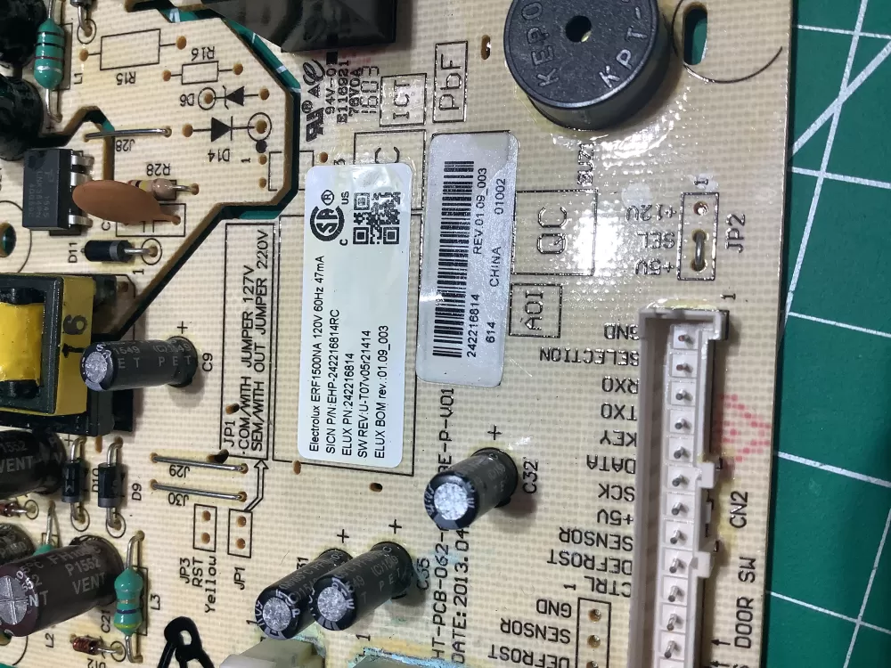 Frigidaire 141 a11039h 5304504489 Refrigerator Control Board AZ165502 | AR2545