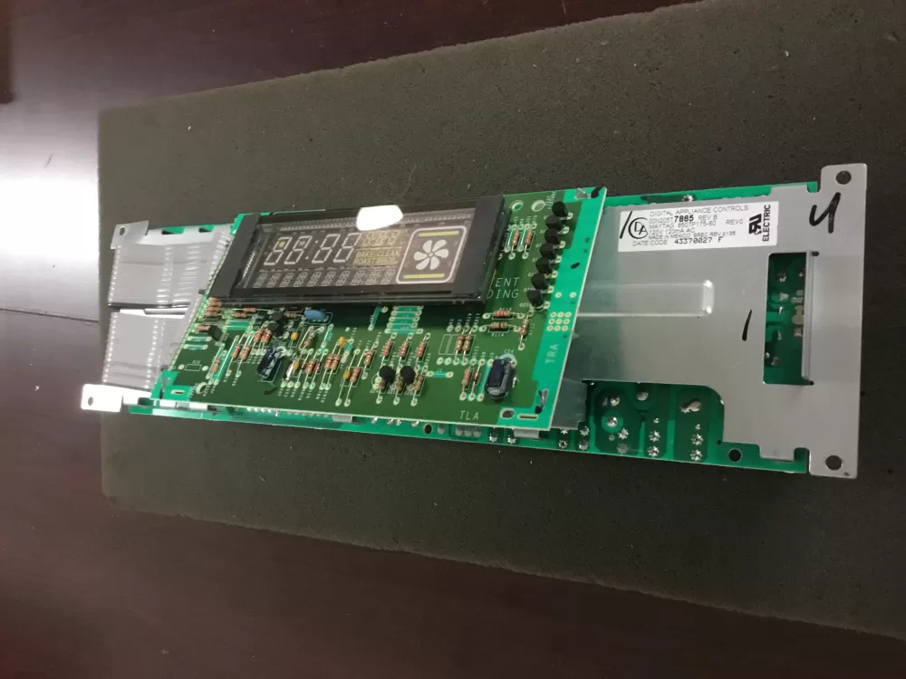 Maytag  Whirlpool  Jenn-Air 8507P175-60  00N20577865 Range Control Board