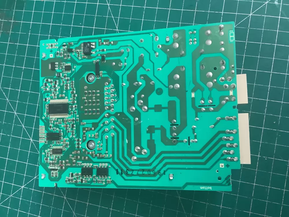 8540540 Whirlpool Range Board - Control