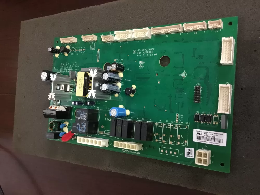 GE 197D8501G502 EBX1425P001 70213070402GA Refrigerator Control Board