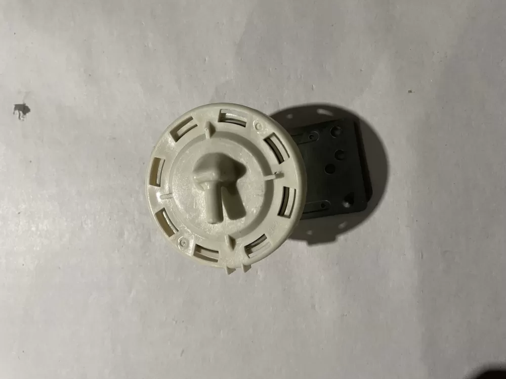 LG 6601ER1006E Washer Pressure Switch AZ206212 | KM1861