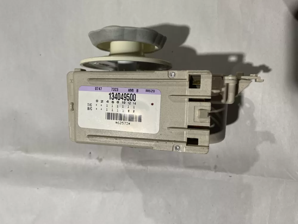 Frigidaire  Kenmore  Westinghouse AP2108079 936780 131974000 134049500 PS645407 Washer Timer