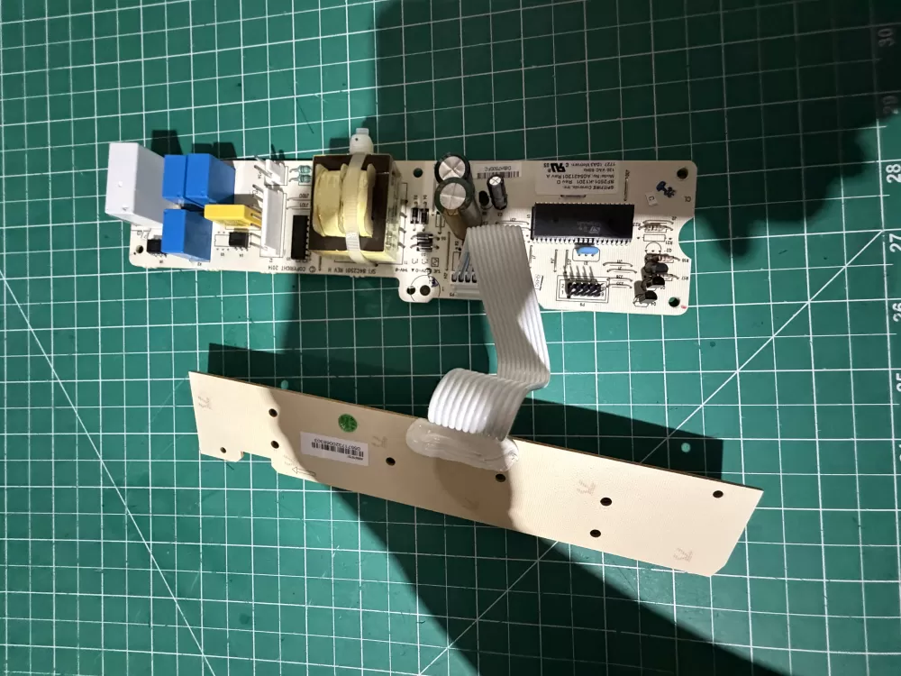 055717170020801 Frigidaire Dishwasher Board - Control