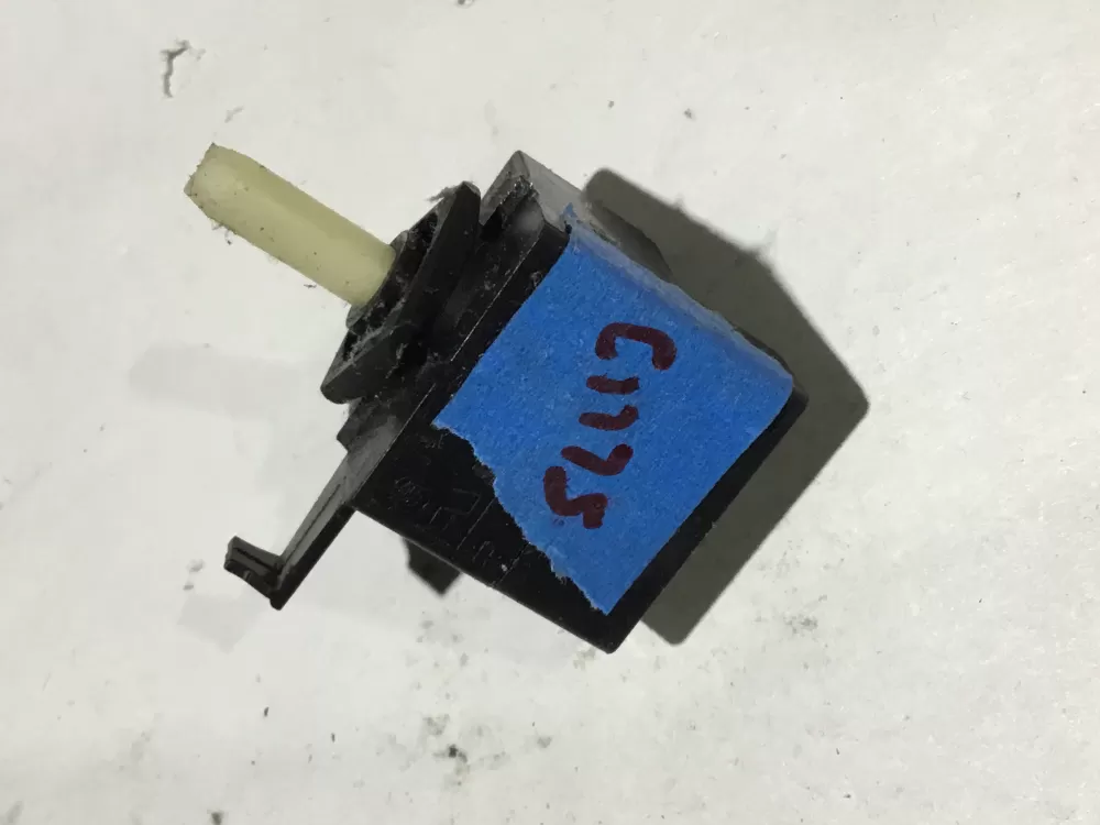 Maytag KitchenAid Kenmore AP6008373 Dryer Start Switch AZ108520 | Sl113