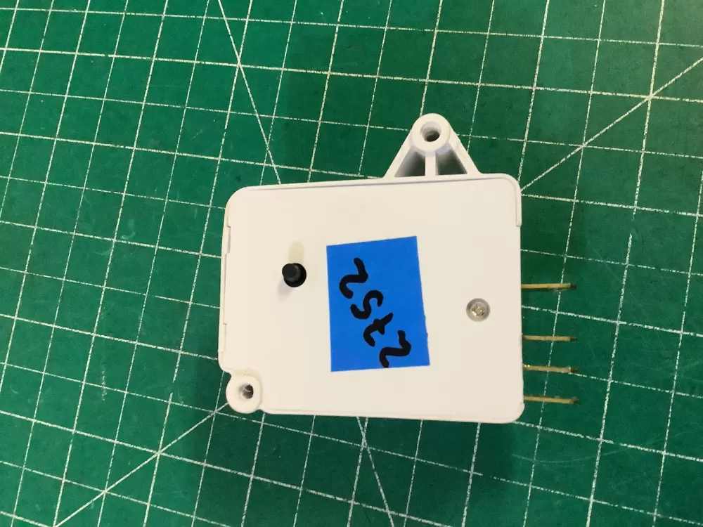 a GE WR09X29252 refrigerator electronic defrost timer AZ196994 | NR2752