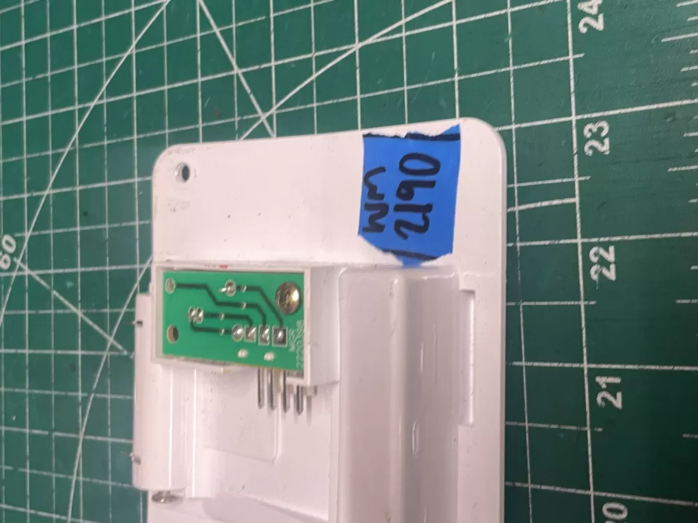 Whirlpool W10757851 4389102 Refrigerator Ice Control Board AZ203991 | Wm2190