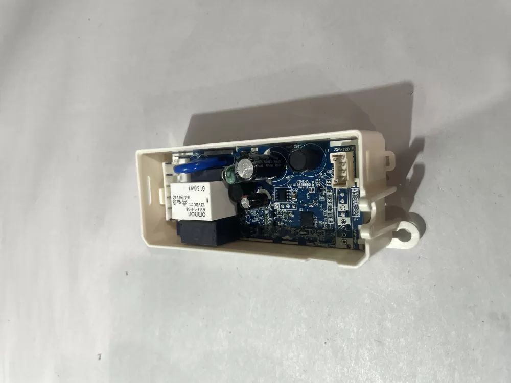 Whirlpool Maytag Amana W10866518 Refrigerator Control Board AZ205832 | Wm139