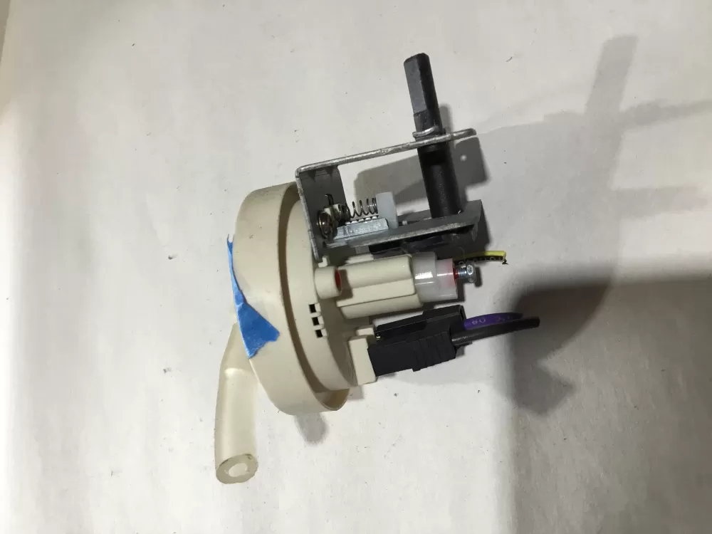 GE Hotpoint WH12X10065 Washer Pressure Switch AZ102276 | Sl102