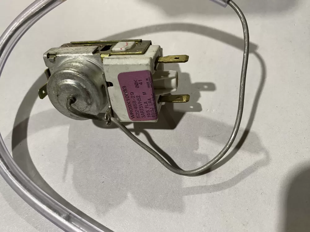 GE WR09X10033 Refrigerator Thermostat AZ137972 | BK2374