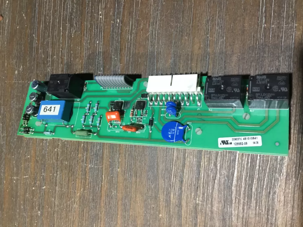 Maytag Whirlpool 451010641 125592 09 Refrigerator Control Board AZ53169 | NR1845