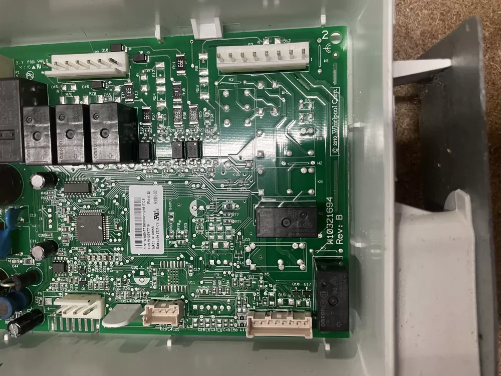 Whirlpool Maytag W10547719 Refrigerator Control Board AZ20112 | KM1470