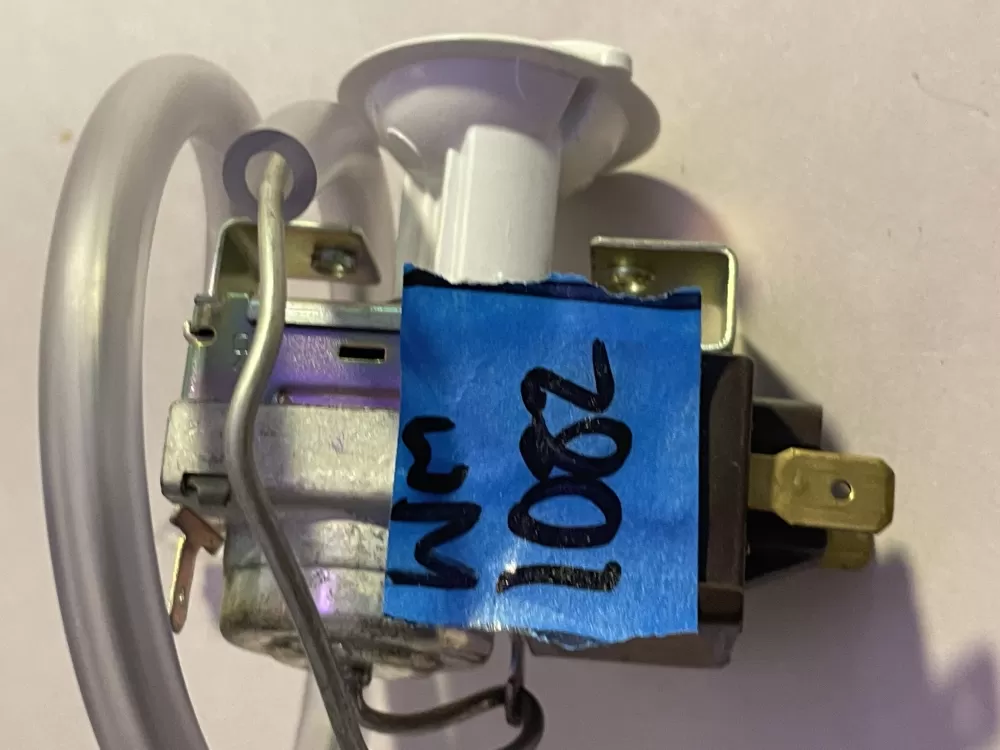 Whirlpool GE WR09X0559 Refrigerator Thermostat AZ195811 | Wm1082