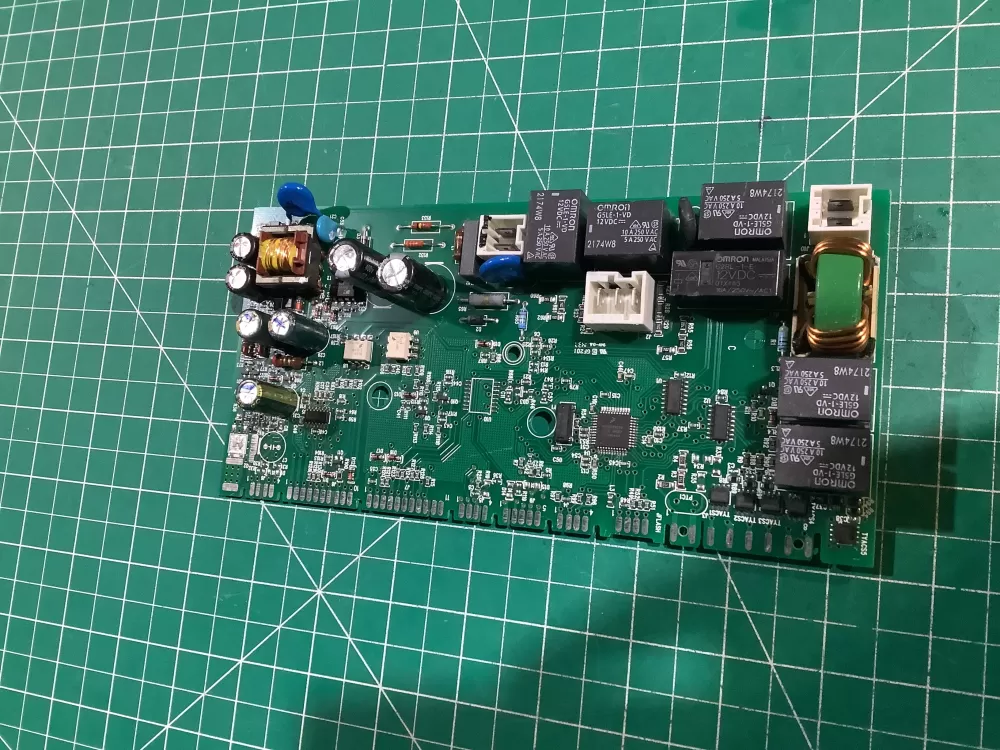Frigidaire 134618403  EL134618403  EL134618403B Washer Control Board