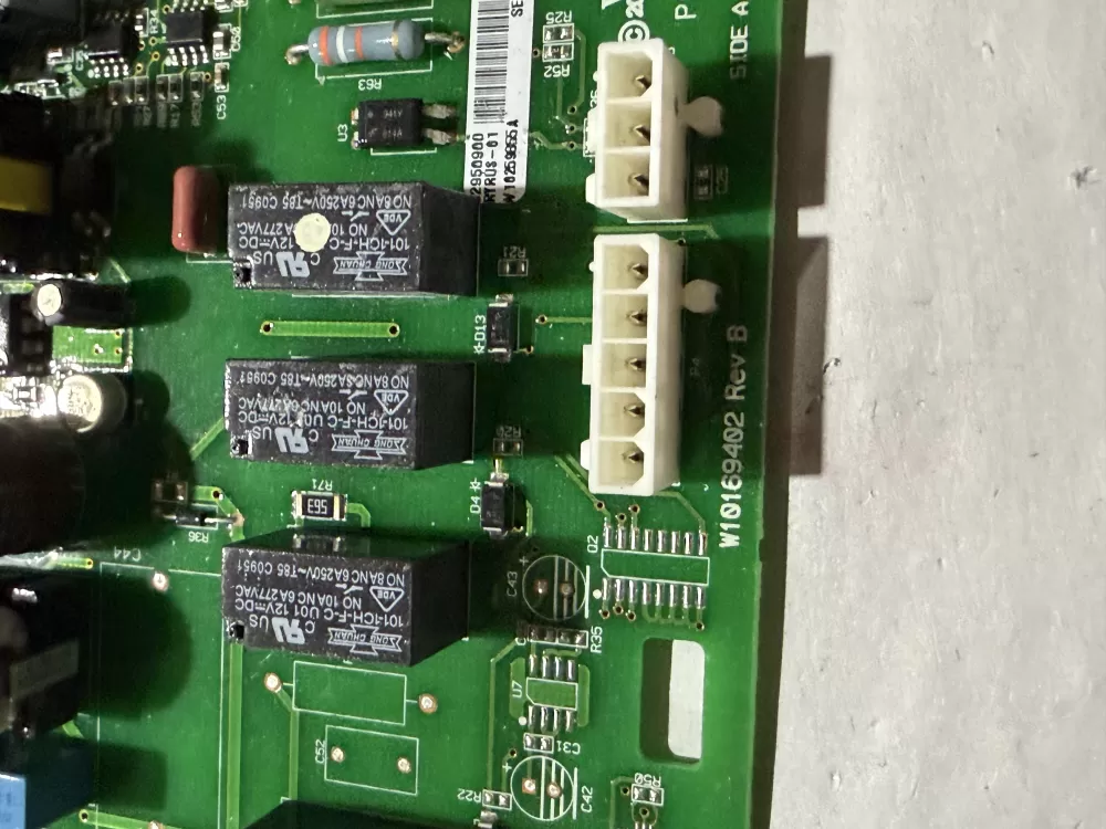 Whirlpool W10259855 W10156840 Refrigerator Control Board AZ211290 | KM546