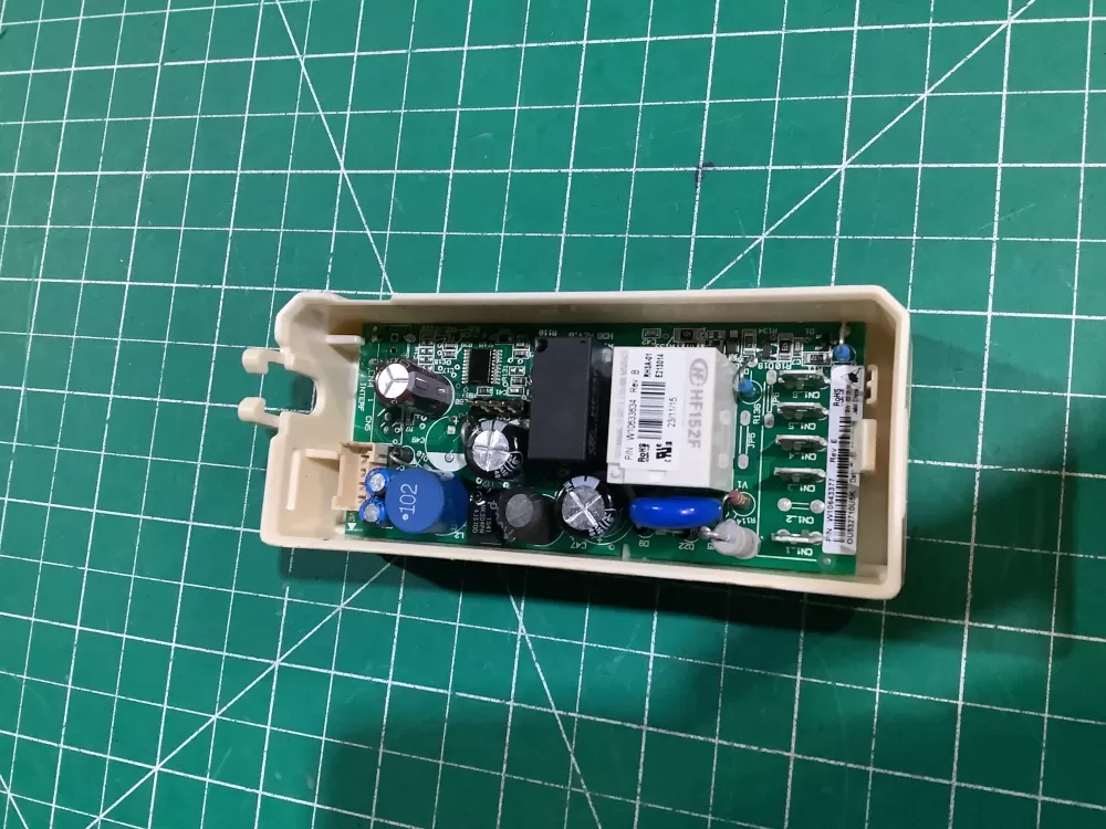 Whirlpool W10633634 Refrigerator Control Board