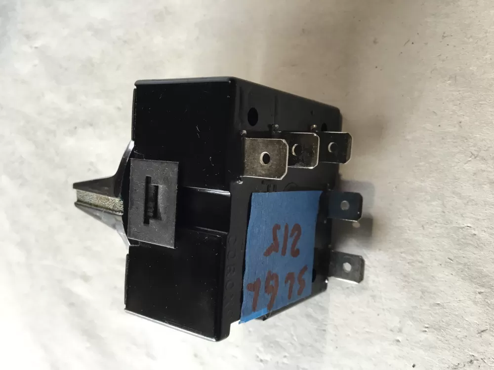 Whirlpool 1313766 Range Oven Burner Switch AZ150215 | SL215
