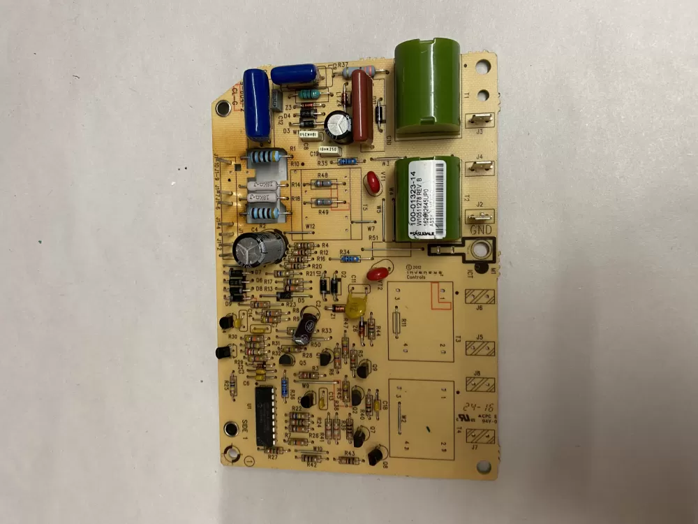 Whirlpool  Maytag  Jenn-Air  Amana 100-01323-14  WPW10511278  AP6022501  W10511278  3021091  PS11755834 Oven Spark Module Control Board