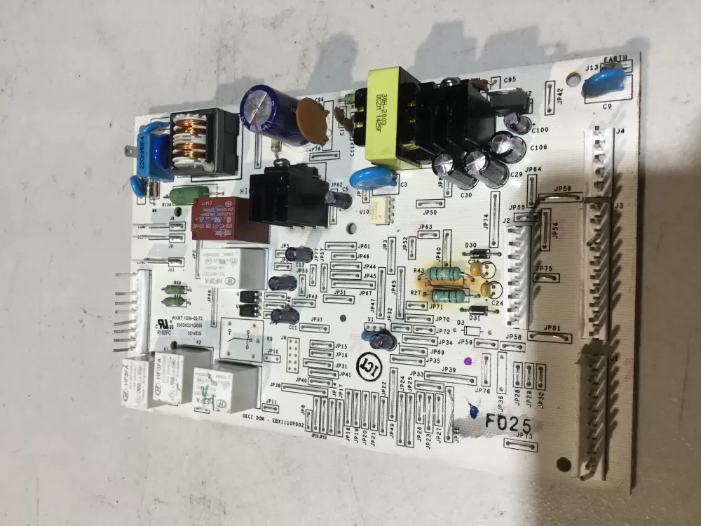 GE EBX1110P002 200D6221G025 WR55X11072 Refrigerator Control Board