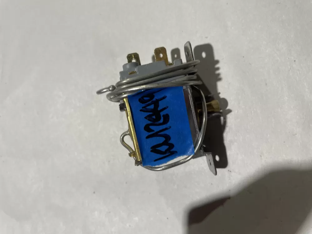 Kenmore WPF10B L1 Refrigerator Cold Control Thermostat AZ146220 | KM2449