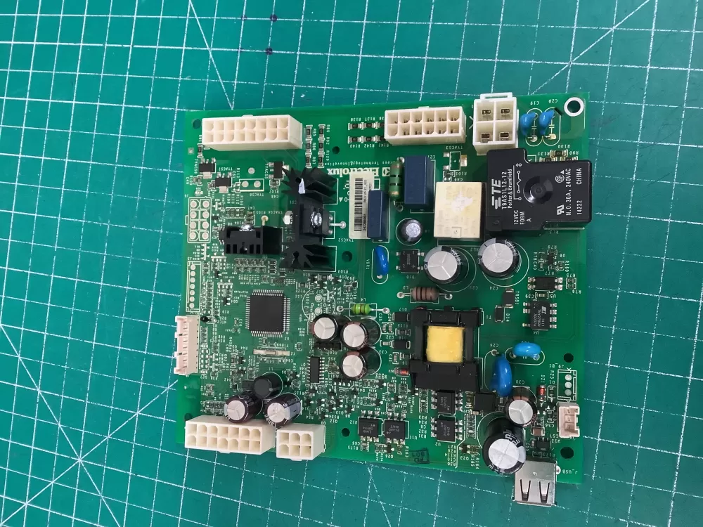 242268901 Electrolux Refrigerator Board - Control