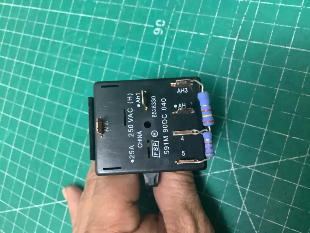 Whirlpool 8528330 Dryer Switch AZ224672 | SLA117