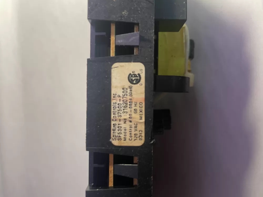 Frigidaire Kenmore AP3763194 1056303 Range Control Board AZ197077 | Wm2726