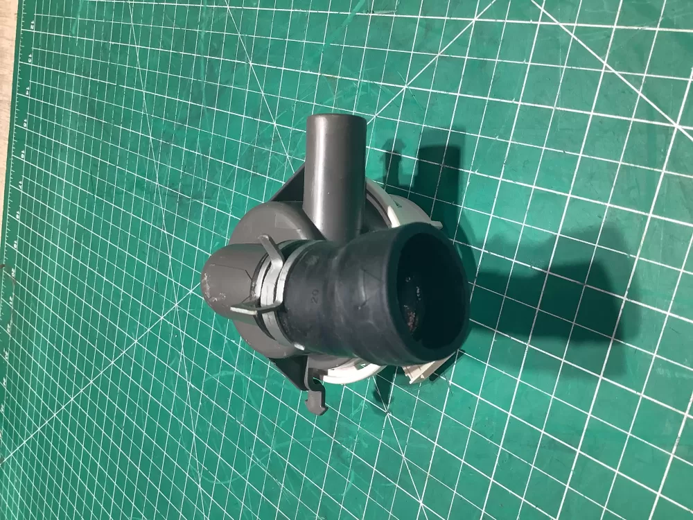LG EAU62043401 Dishwasher Drain Pump AZ150464 | AR197
