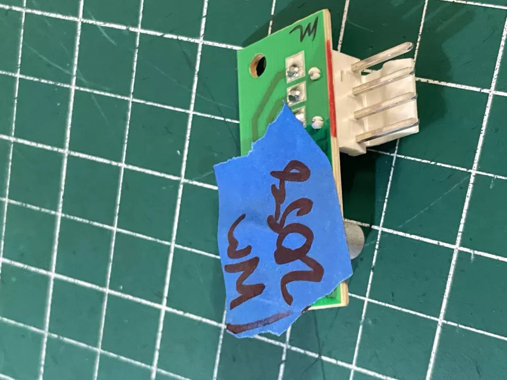 Whirlpool W10757851 4389102 Refrigerator Ice Control Board AZ209474 | Wm2058