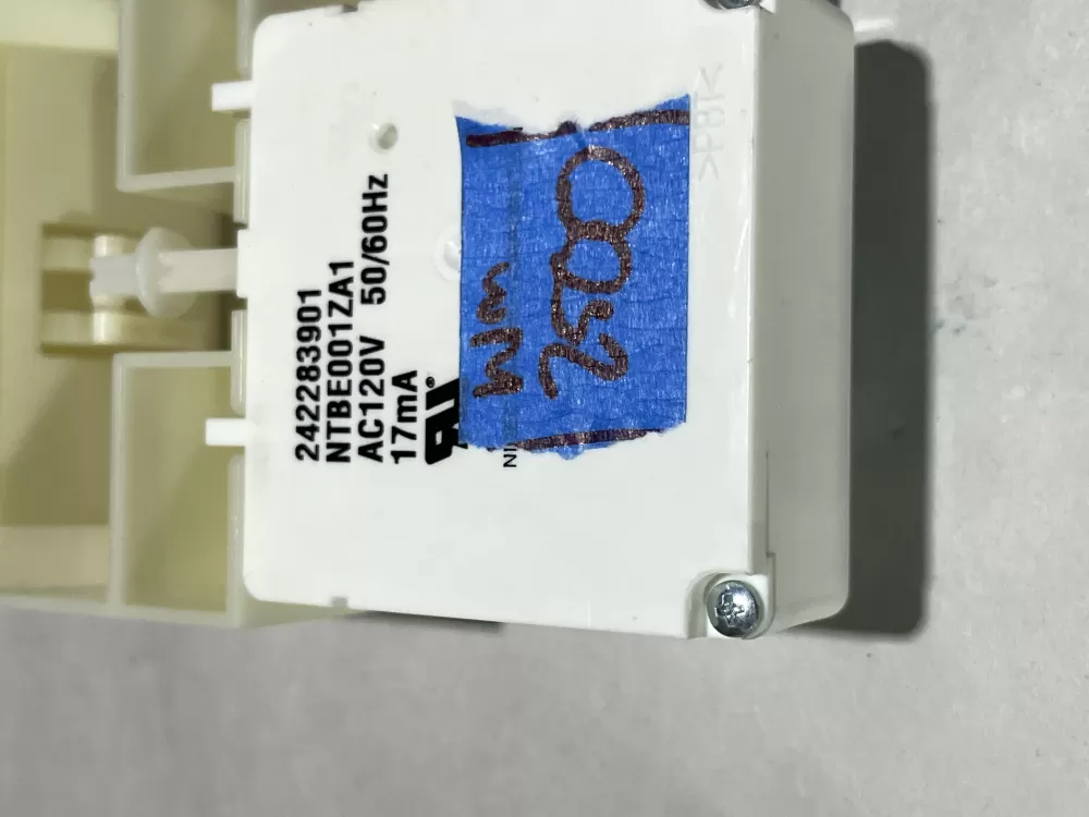 Frigidaire 242303001 Refrigerator Damper Motor Control  AZ153335 | Wm2500