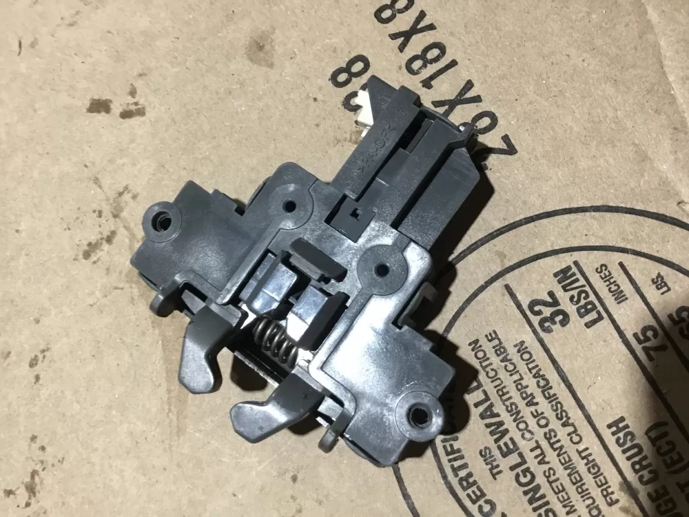 GE  Haier  General Electric 265D1214G001 Dishwasher Door Latch