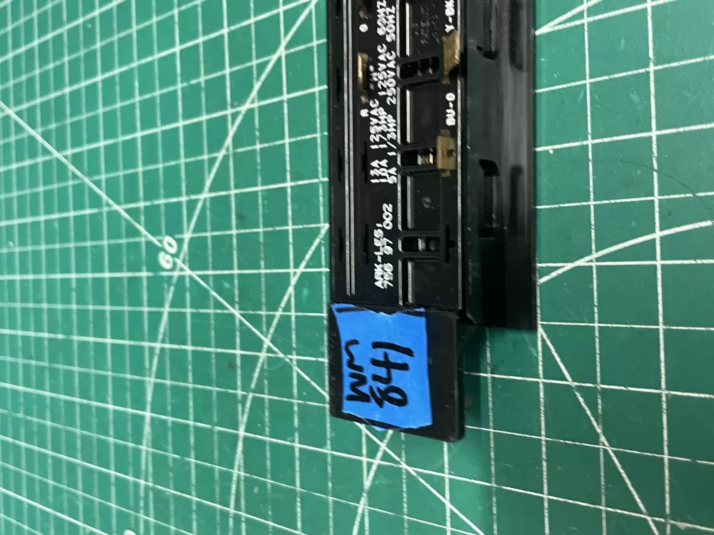 Frigidaire 756-97-002 Refrigerator Control Board Dispenser AZ211767 | Wm841