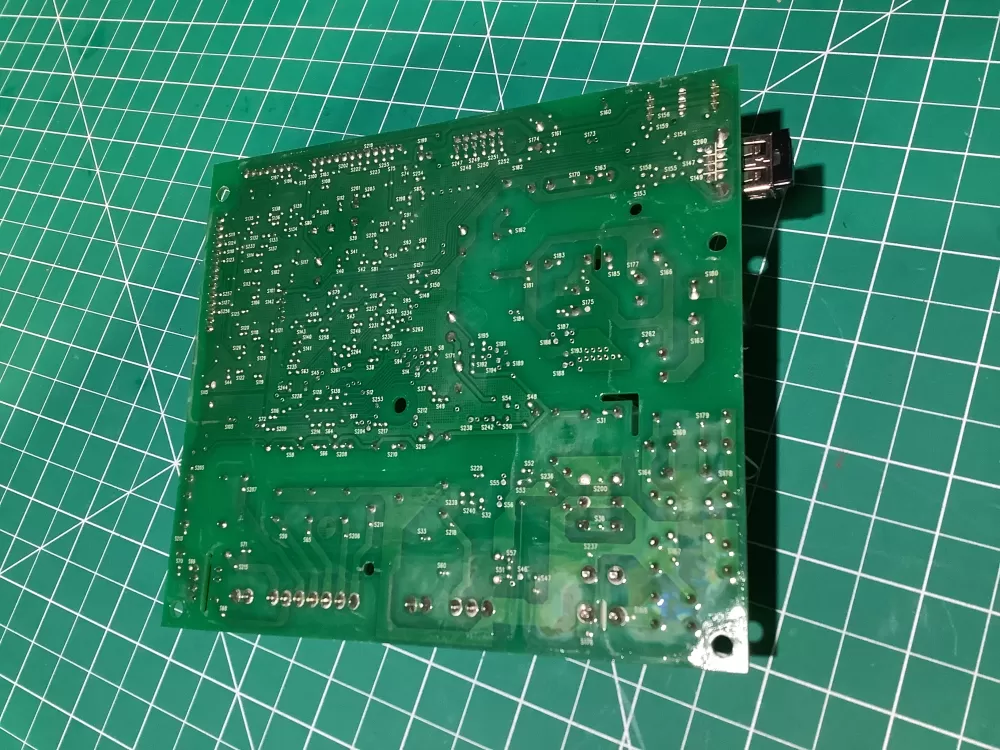 Frigidaire A16561204 Refrigerator Board AZ129509 | NR2323