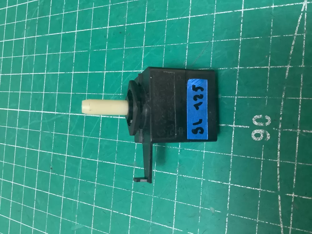 Whirlpool Dryer Temperature Switch  3405156 857835 AZ223214 | SLA125