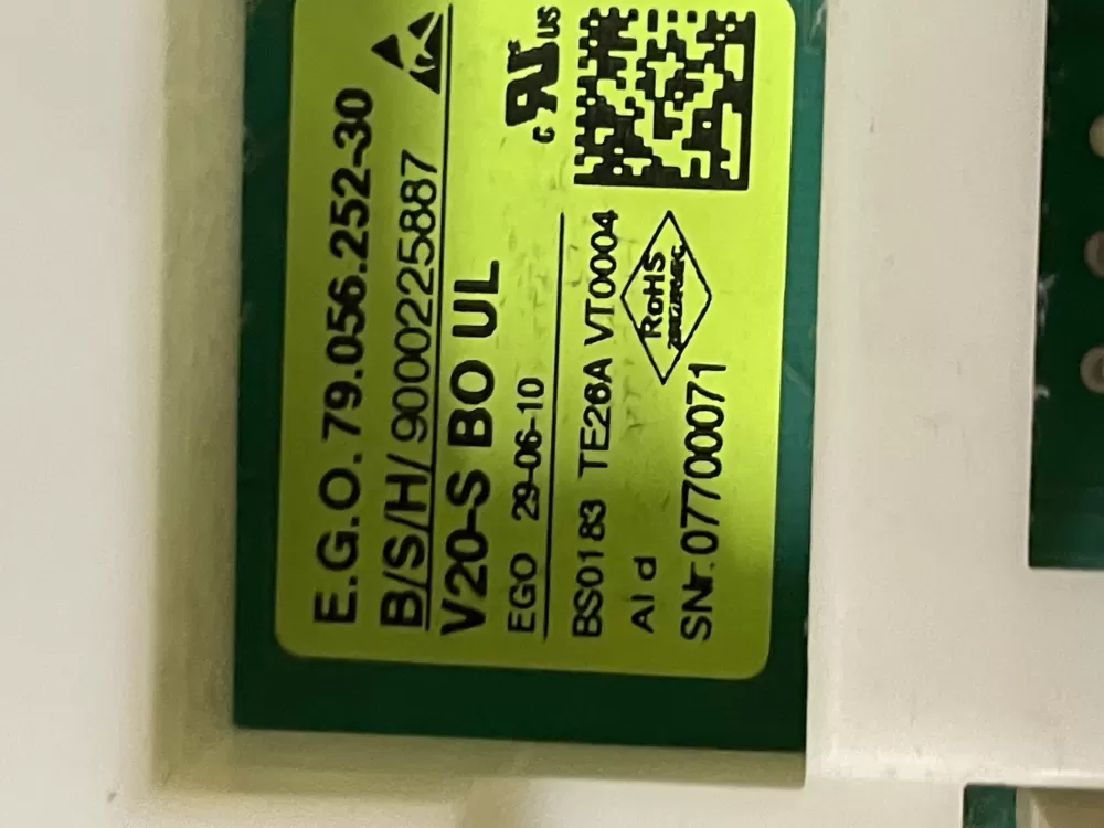 Bosch 9000225887 Dryer Control Board AZ46033 | Wm799