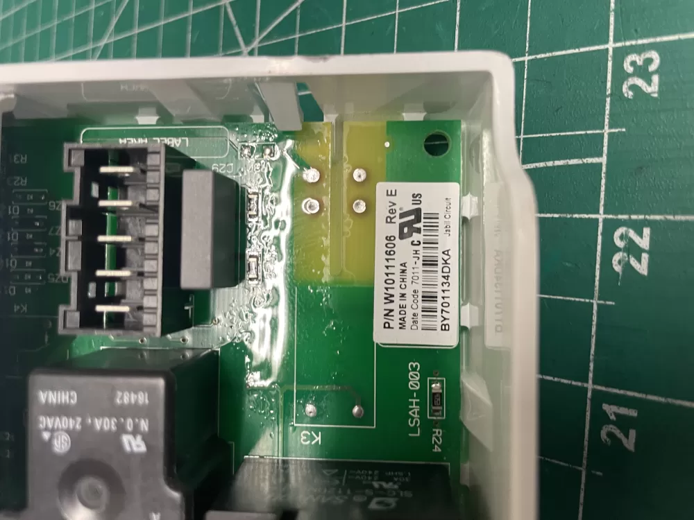 Whirlpool Maytag Kenmore W10111606 6105034 Dryer Control Board AZ203333 | Wm2247
