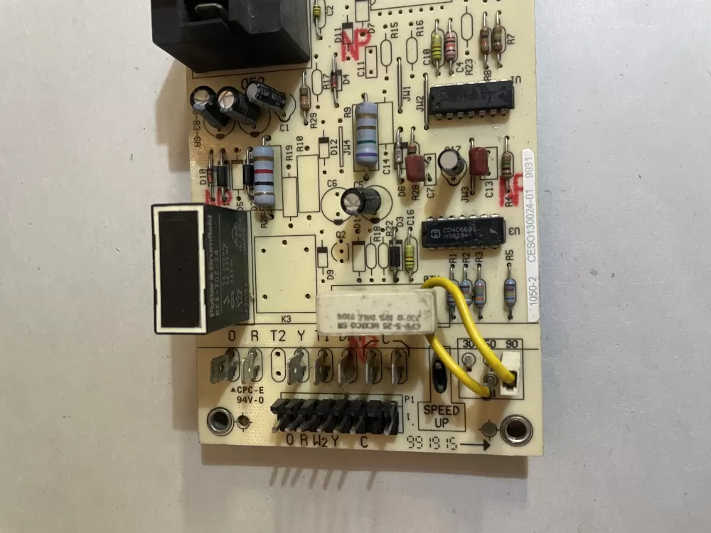 Carrier Bryant CESO130024-01 Control Board Defrost AZ182236 | KM2690