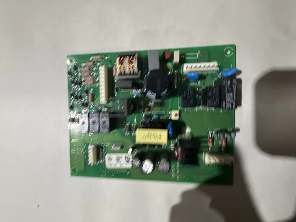 Whirlpool Kenmore Maytag 720961 00 Refrigerator Control Board AZ225515 | KM2614