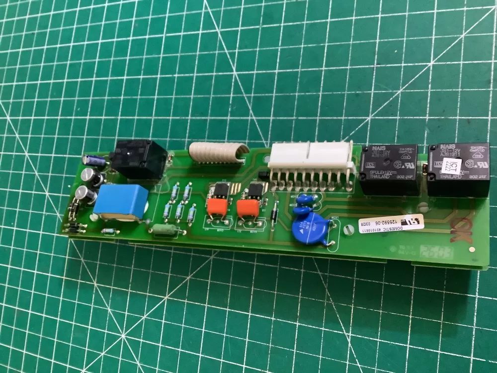 Maytag Amana WP67003622 Refrigerator Control Board Dispenser AZ174221 | NR2621