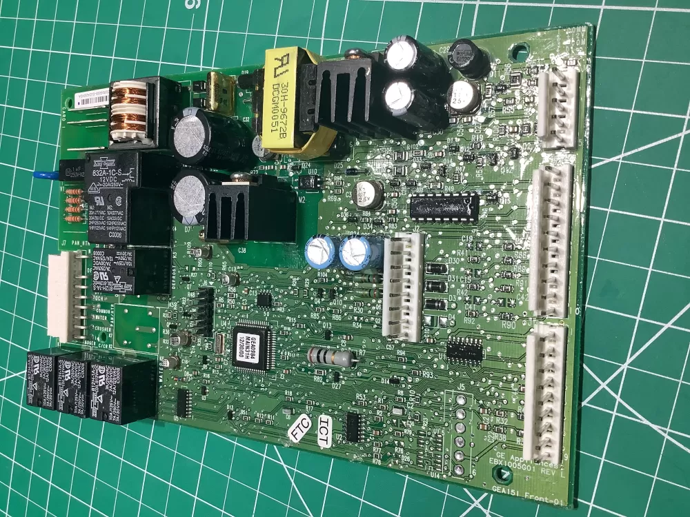 GE WR55X10942 Refrigerator Control Board Main For Green AZ165505 | AR2545