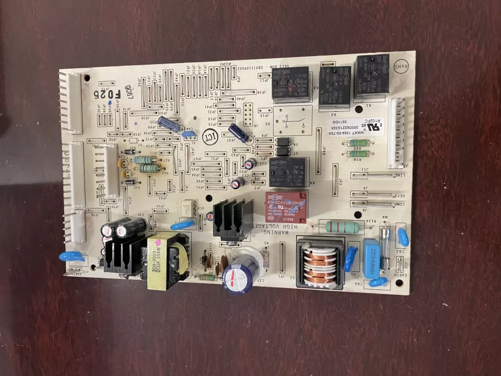 GE EBX1110P002 200D6221G025 WR55X11072 Refrigerator Control Board
