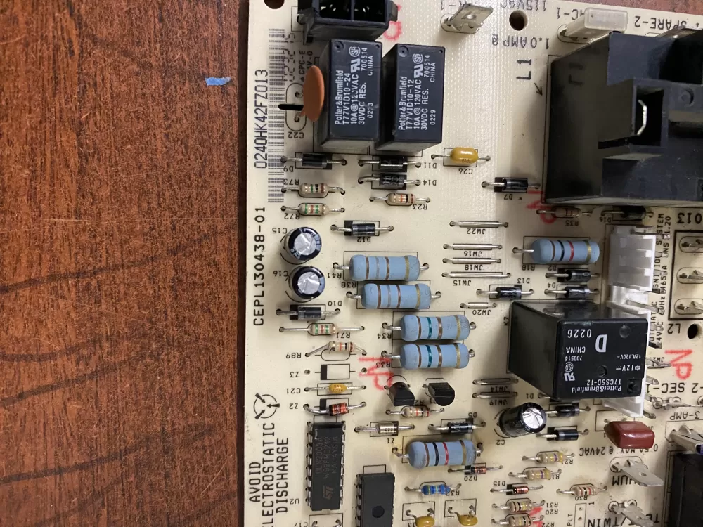 Carrier Bryant CEPL130438-01 Furnace Circuit Control Board AZ98510 | BK1408