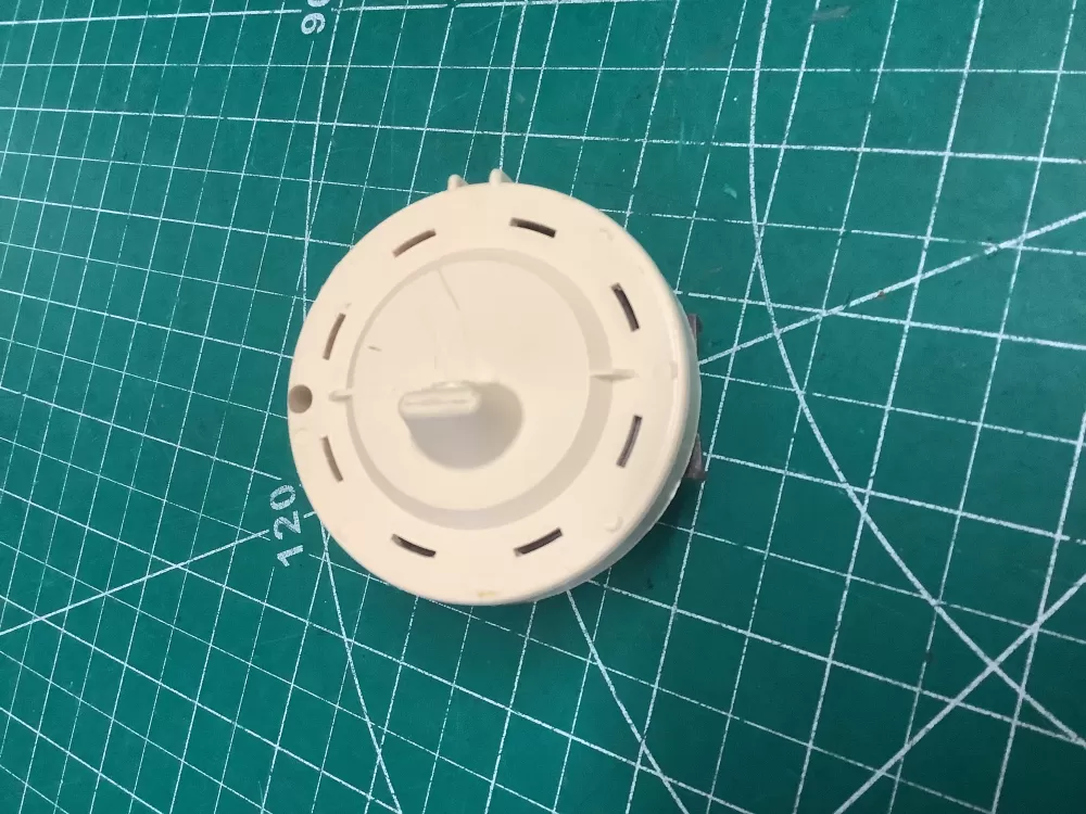 LG 6601ER1006E Washer Pressure Switch AZ205634 | SL119