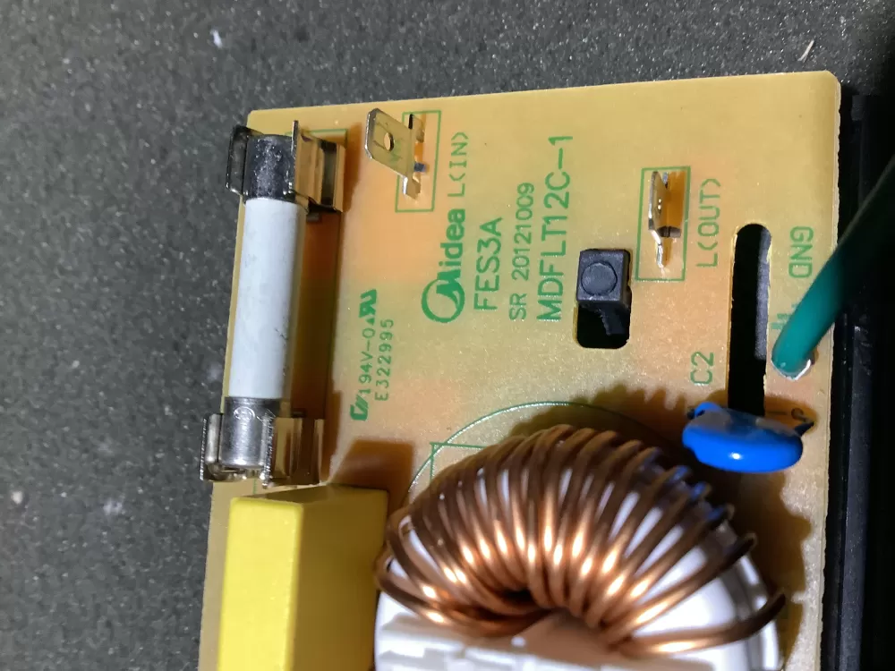 GE 700039028 Microwave Control Board AZ126832 | NR2293