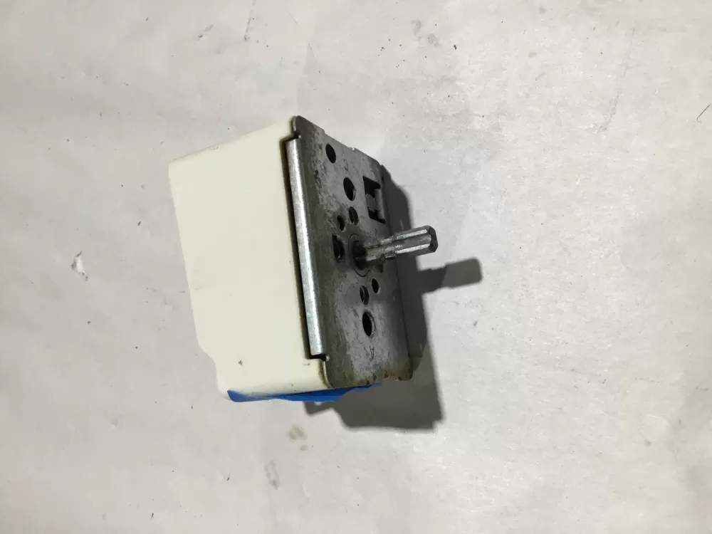 GE  Hotpoint  General Electric 164D1816P08 Range Switch Infinite