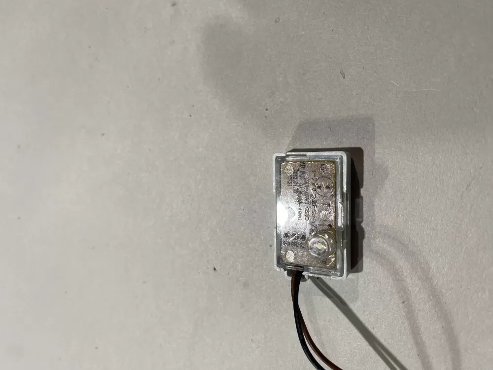 Samsung DA61 05687A Refrigerator Control Board AZ142209 | BK2391