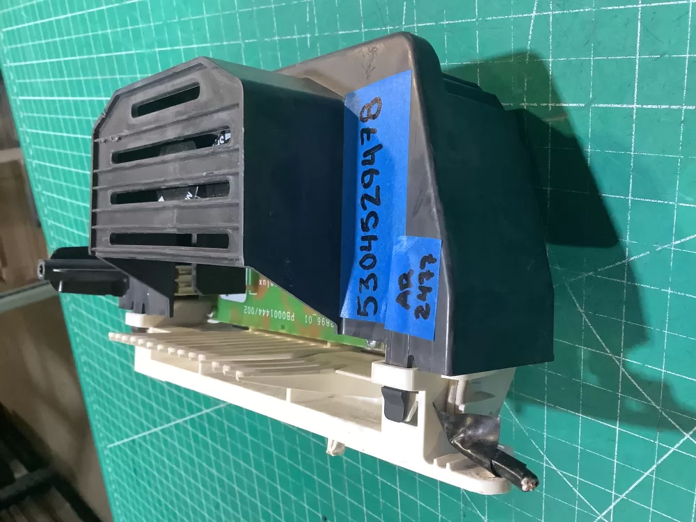 Frigidaire Motor Control 5304529478 / AP7019590 AZ230100 | AR2477