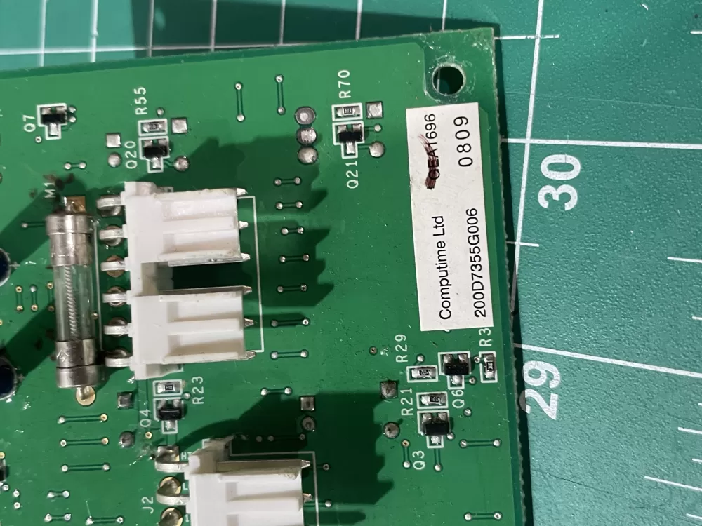 GE Hotpoint 200D7355G006 Refrigerator Control Board Dispenser AZ188239 | Wm2364