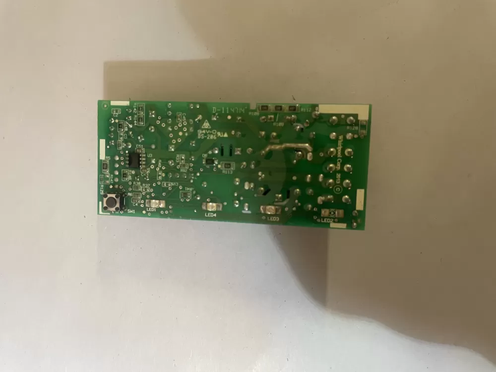Whirlpool W10643377 Refrigerator Control Board AZ189700 | KM1237